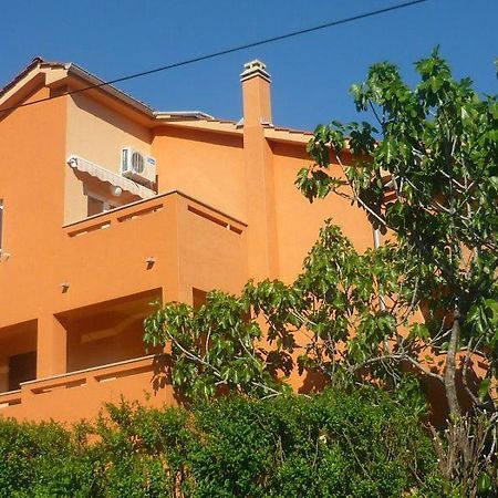 Apartments Mirjana Baska Exterior photo