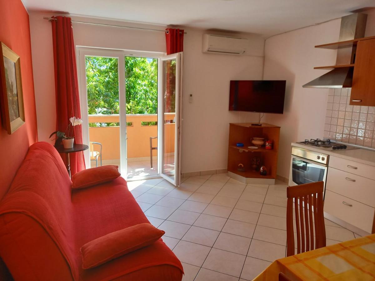 Apartments Mirjana Baska Exterior photo