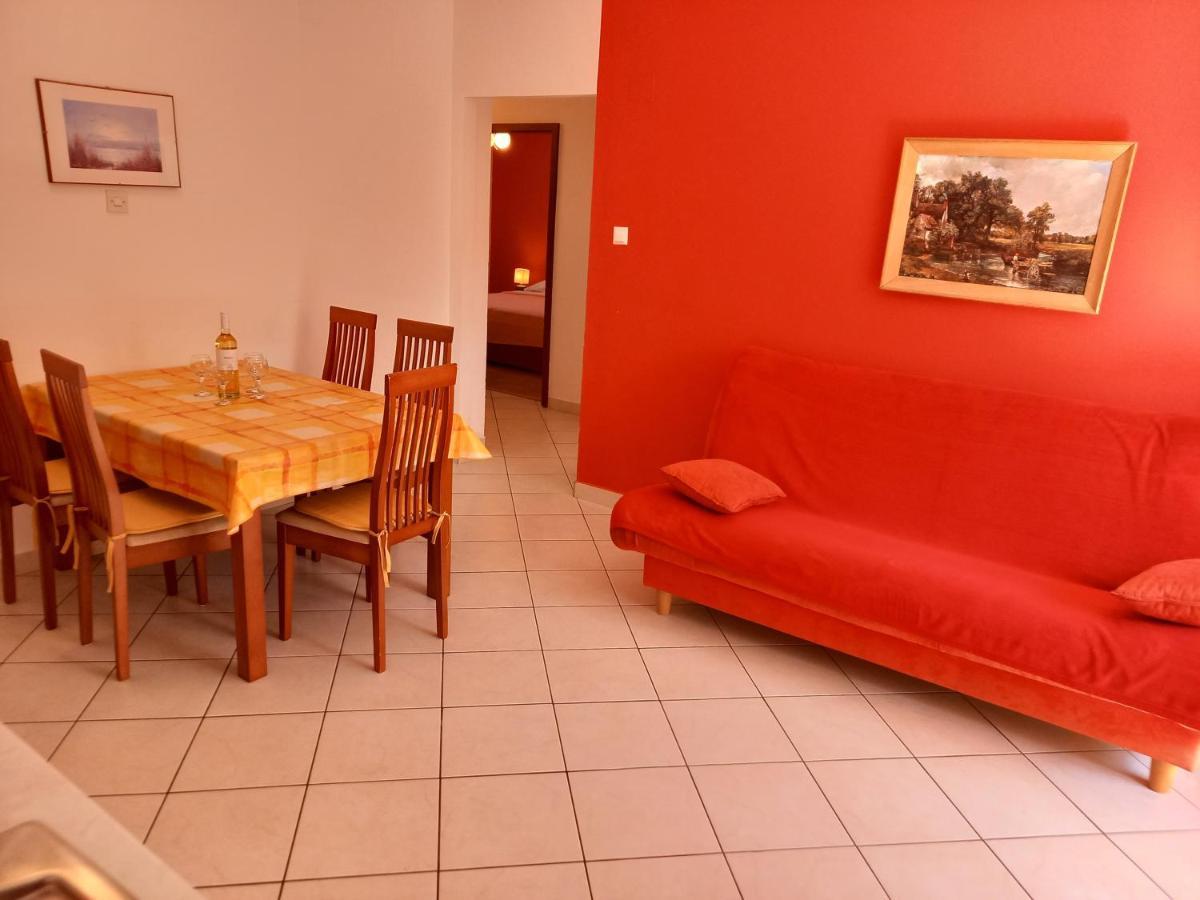 Apartments Mirjana Baska Exterior photo